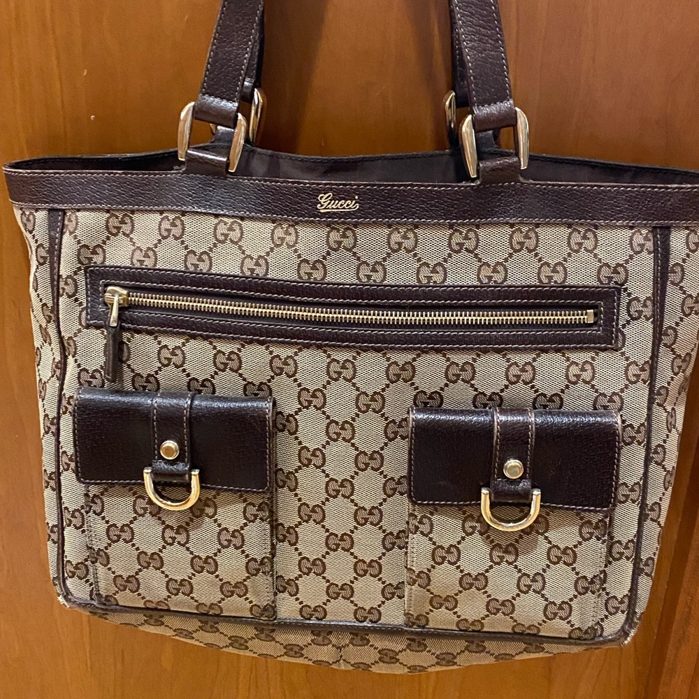 Gucci Abbey Pocket Tote